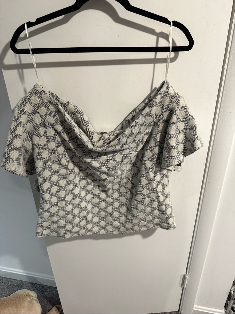 XL Women’s Off-Shoulder Polka Dot cowl neck crop top  — Gray and White